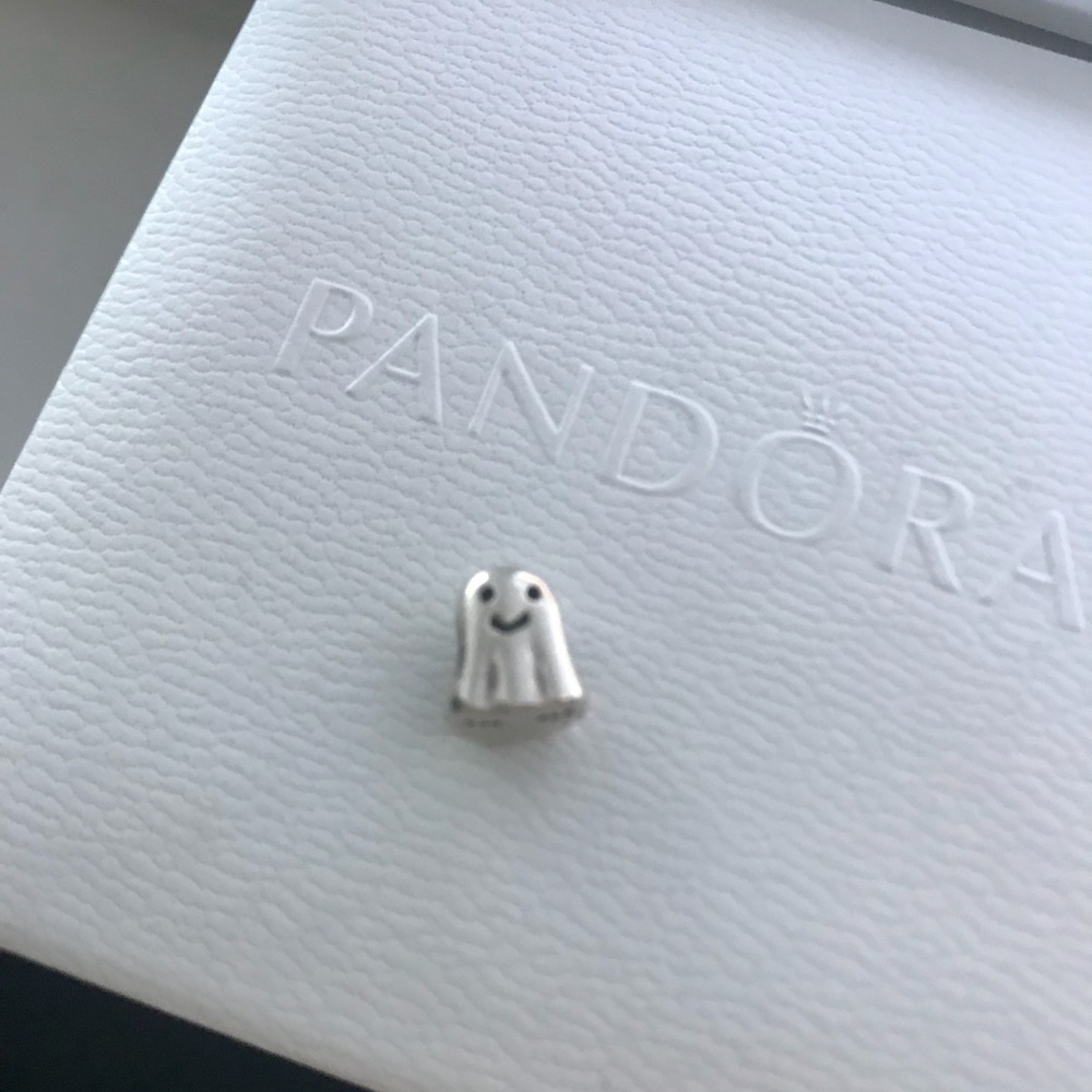 Pandora Ghost CLOSET CLOSING 12/29